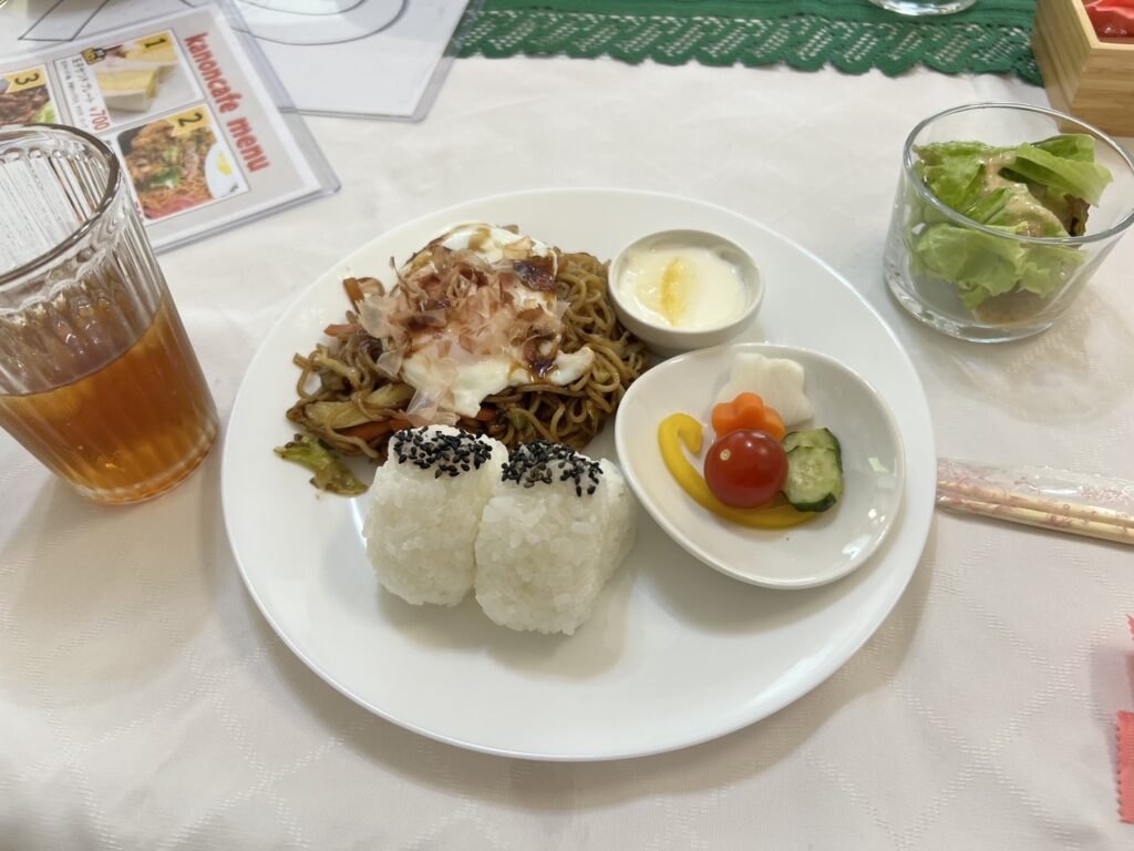 焼きそばプレート、根強いファンがいる人気者