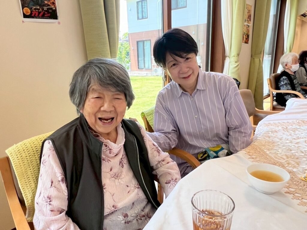 花のんカフェ☕︎開催✨今回の【ももこ旅御膳】は食い倒れ大阪です🍚家族さまと一緒にニッコリ☺️☺️